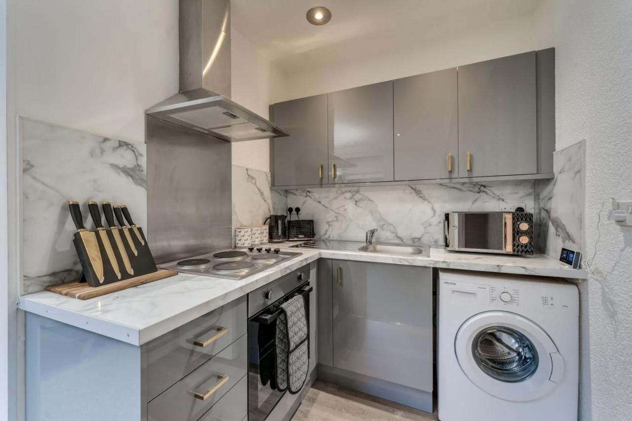 Ferienwohnung The Garden Flat, Loch Lomond Alexandria Exterior foto